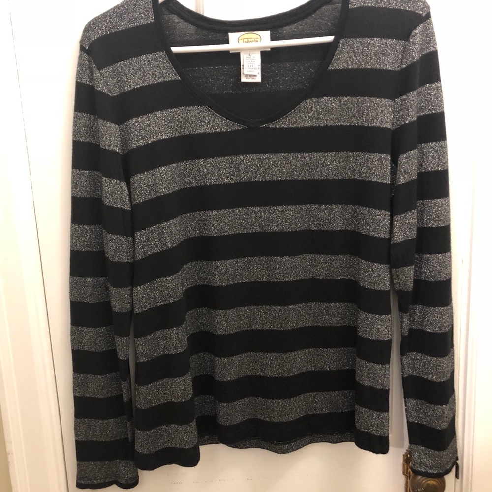 ⭐️Final Price⭐️ Large Talbots long sleeve shirt.